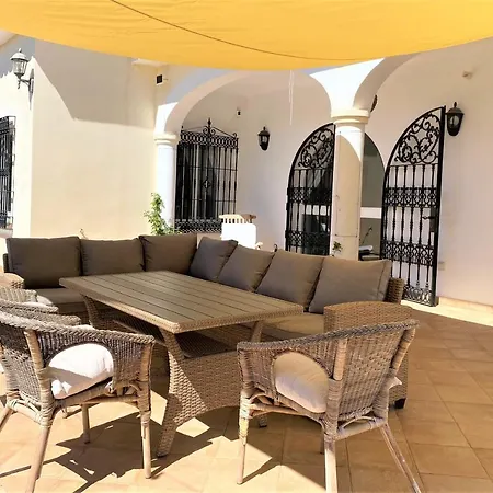 Beautiful Montebello In With Private Pool *